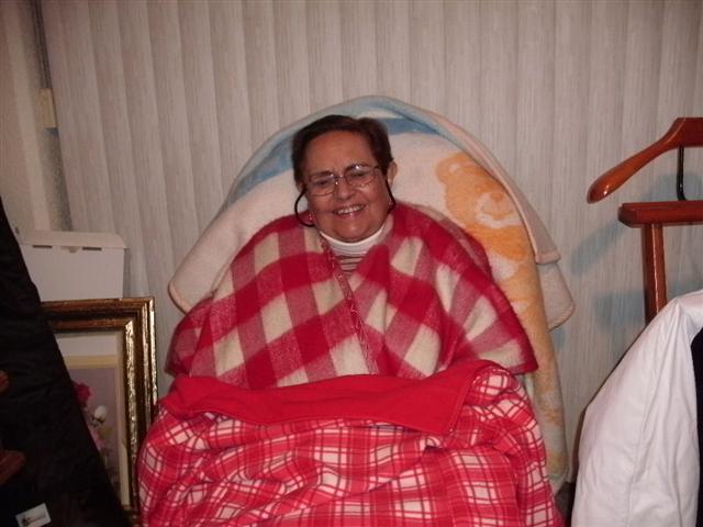 618x457 pixels (47K)