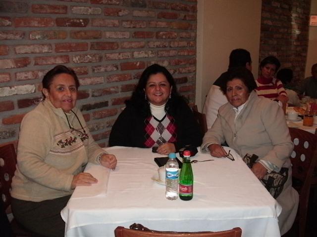 618x457 pixels (46K)