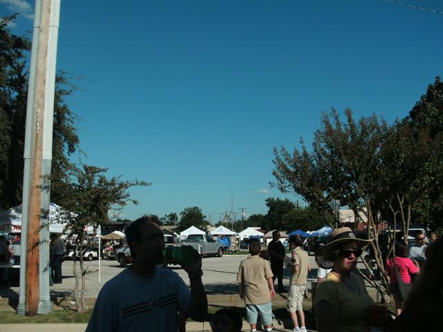 618x457 pixels (53K)