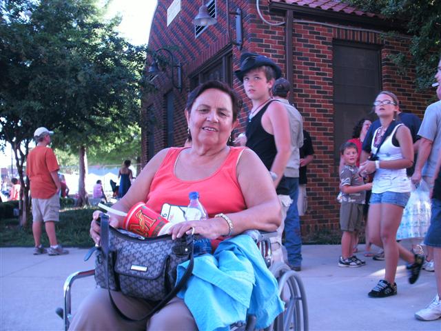 618x457 pixels (74K)