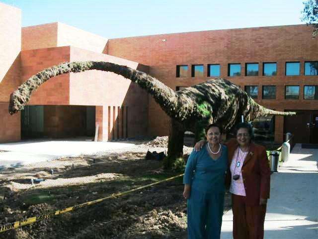 618x457 pixels (46K)