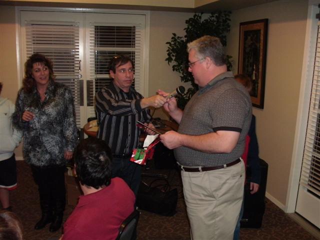 618x457 pixels (49K)