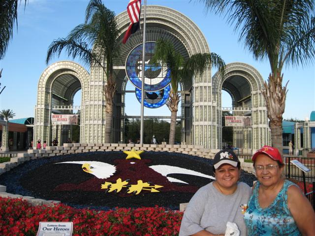 618x457 pixels (81K)