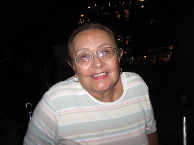 618x457 pixels (28K)