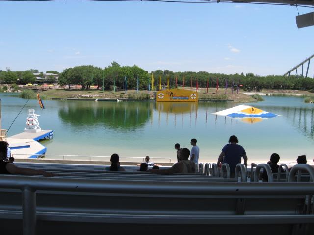 618x457 pixels (44K)