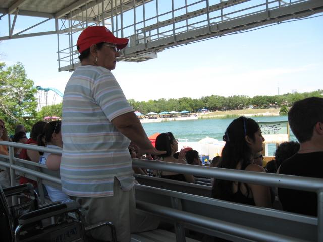 618x457 pixels (54K)