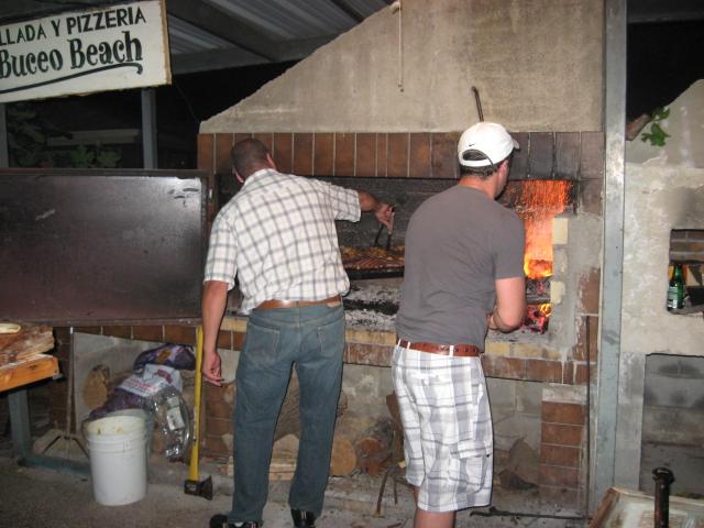 618x457 pixels (53K)