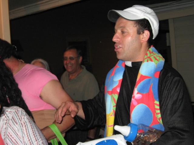 618x457 pixels (41K)