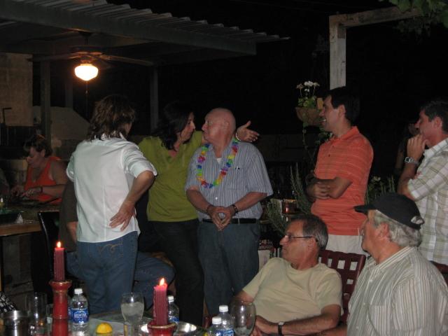 618x457 pixels (43K)