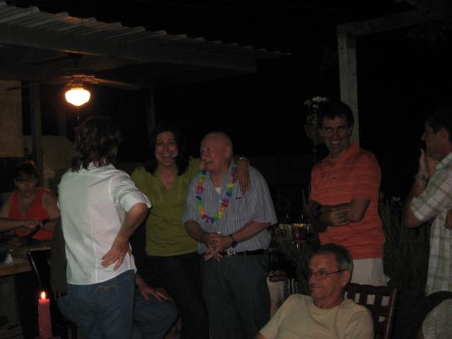 618x457 pixels (31K)