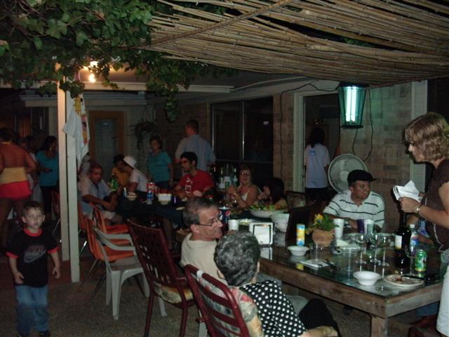 618x457 pixels (61K)