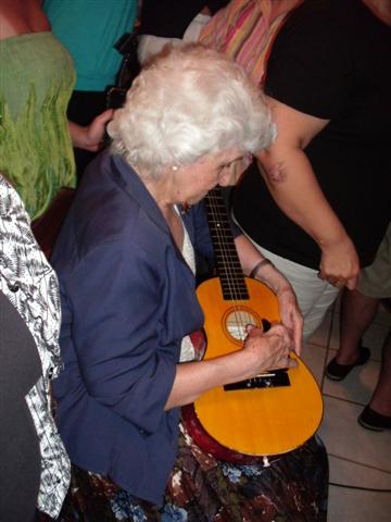 338x457 pixels (34K)