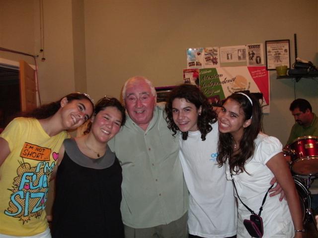 618x457 pixels (44K)