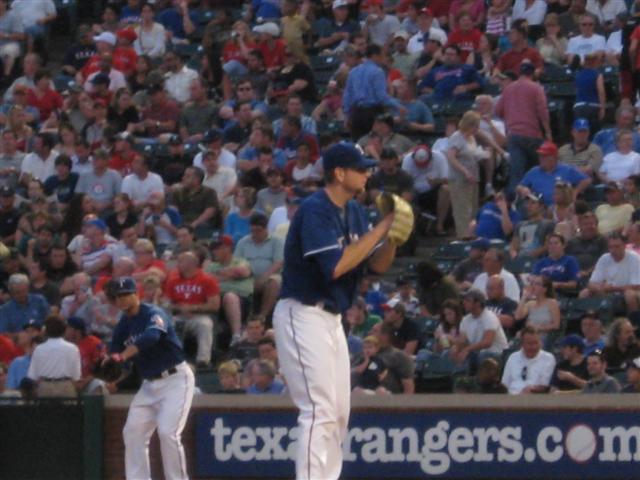 618x457 pixels (56K)