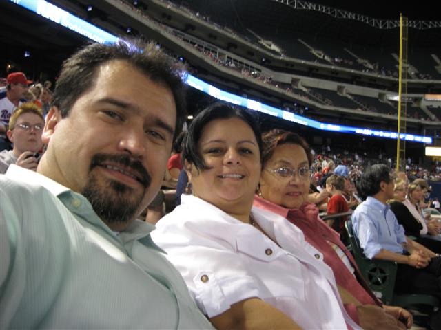 618x457 pixels (53K)