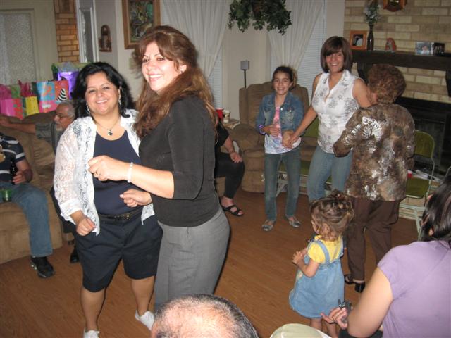 618x457 pixels (55K)